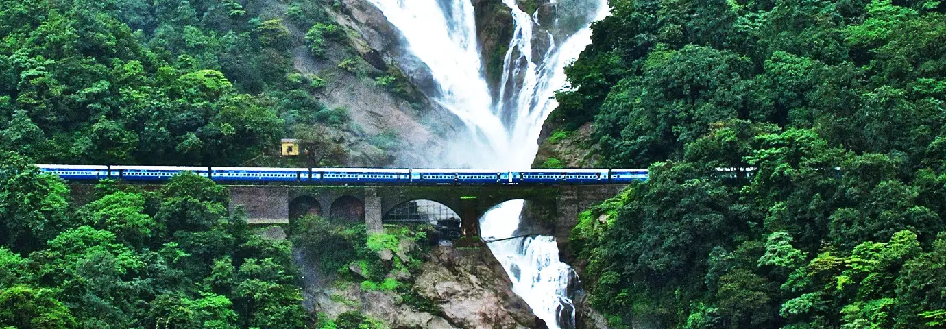 Dudhsagar Falls தூத்சாகர் நீர்வீழ்ச்சி