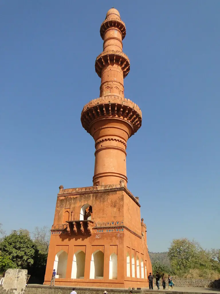 மகாராஷ்டிரா மாநில சுற்றுலா இடங்கள் Chand Minar 